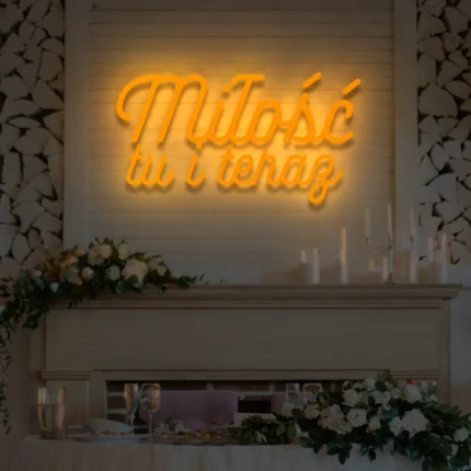 Napis LED Miłość tu i teraz