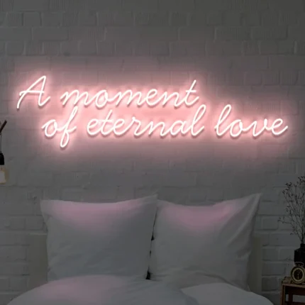 Napis LED A moment of eternal love